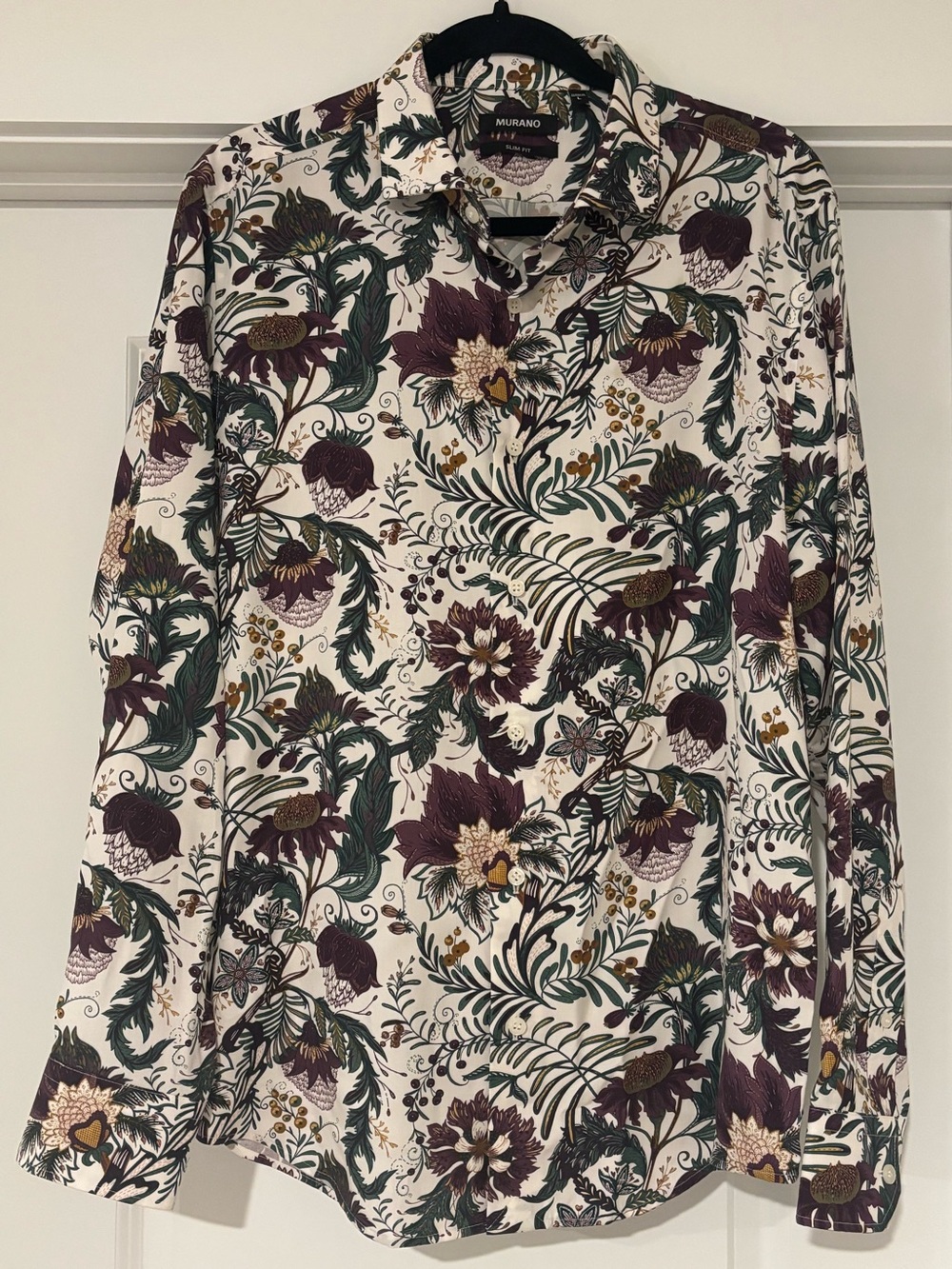 Murano In the Ferns Collection Slim Fit Floral
Print Long Sleeve Woven Shirt